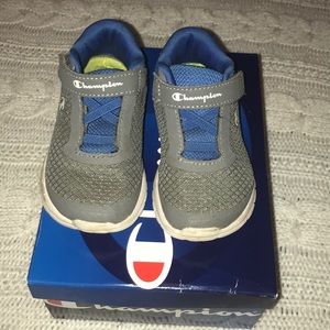 Champion sneakers